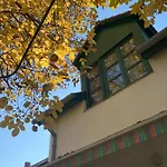 別荘 Zsuzsa Apartmanhaz *