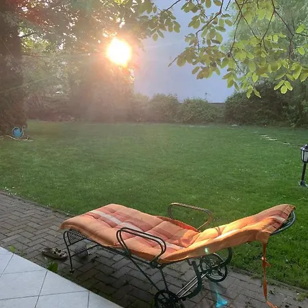 Zsuzsa Apartmanhaz Sukoró