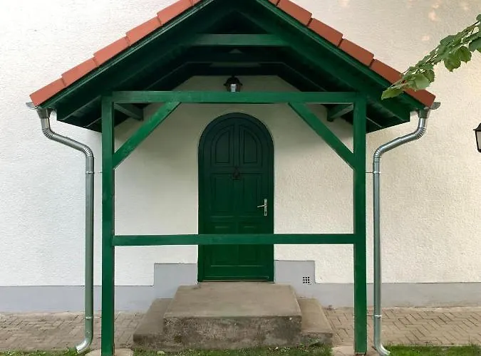 בית נופש Zsuzsa Apartmanhaz Sukoró